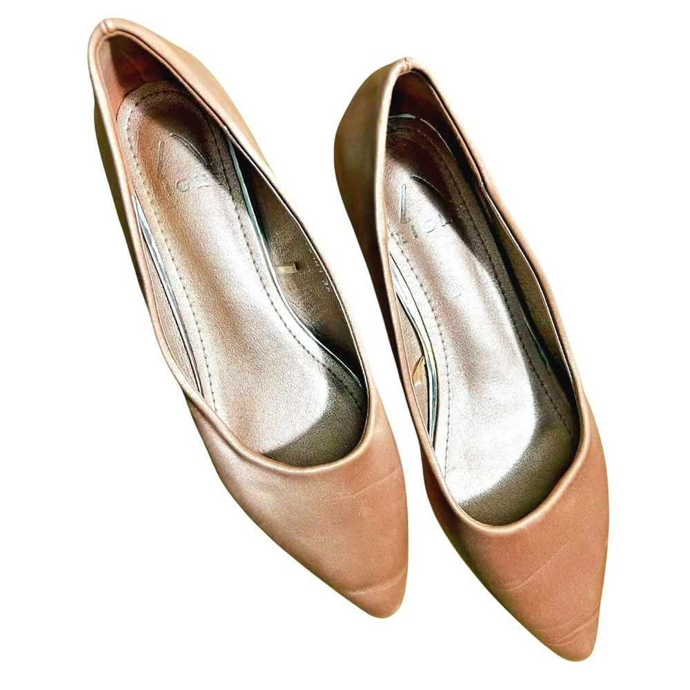 EIGHT Blush Pointed Toe Heels Womens 7.5 Patent Pump Shoes Good Condition